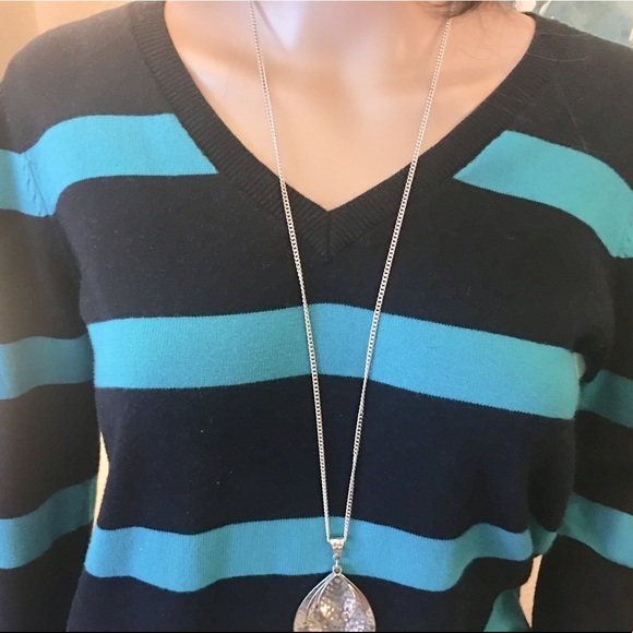 Ann Taylor LOFT Striped V-neck Pullover Sweater - Picture 2 of 5